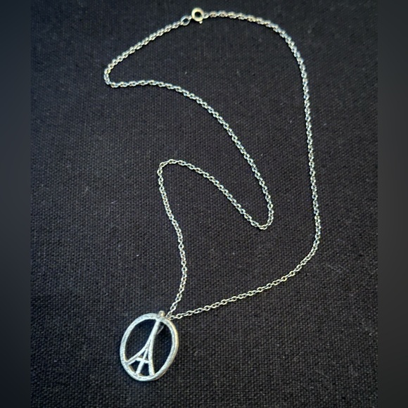 🎁 NWOT Sterling Silver Paris Peace Sign Symbol Necklace New France Adlers - Picture 4 of 5